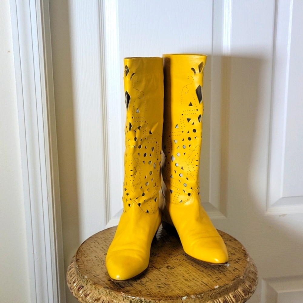 Caporicci yellow boots size EU38.5